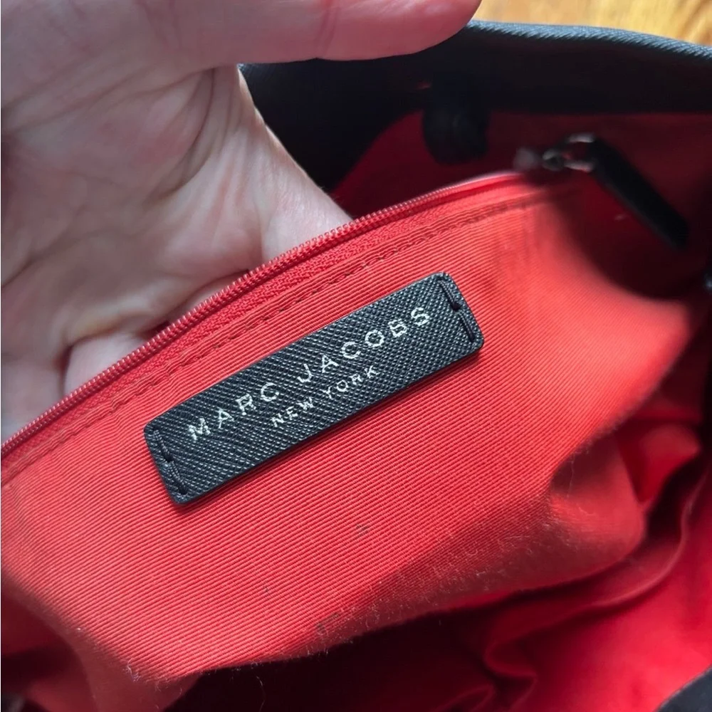 Marc Jacobs logo Black leather East West shopper tote bag purse large